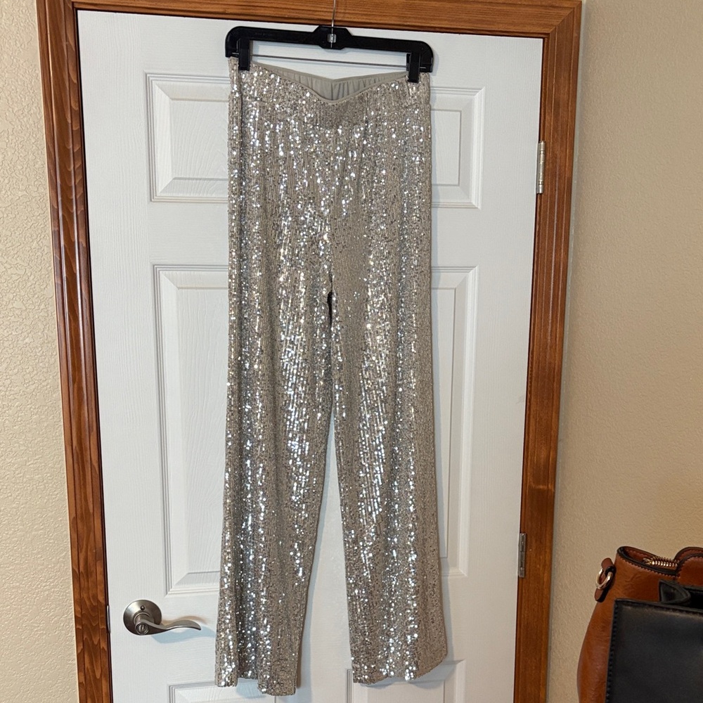 Black Label by Chico’s Sequin Women's Pajama Party Pants perfect beige silver